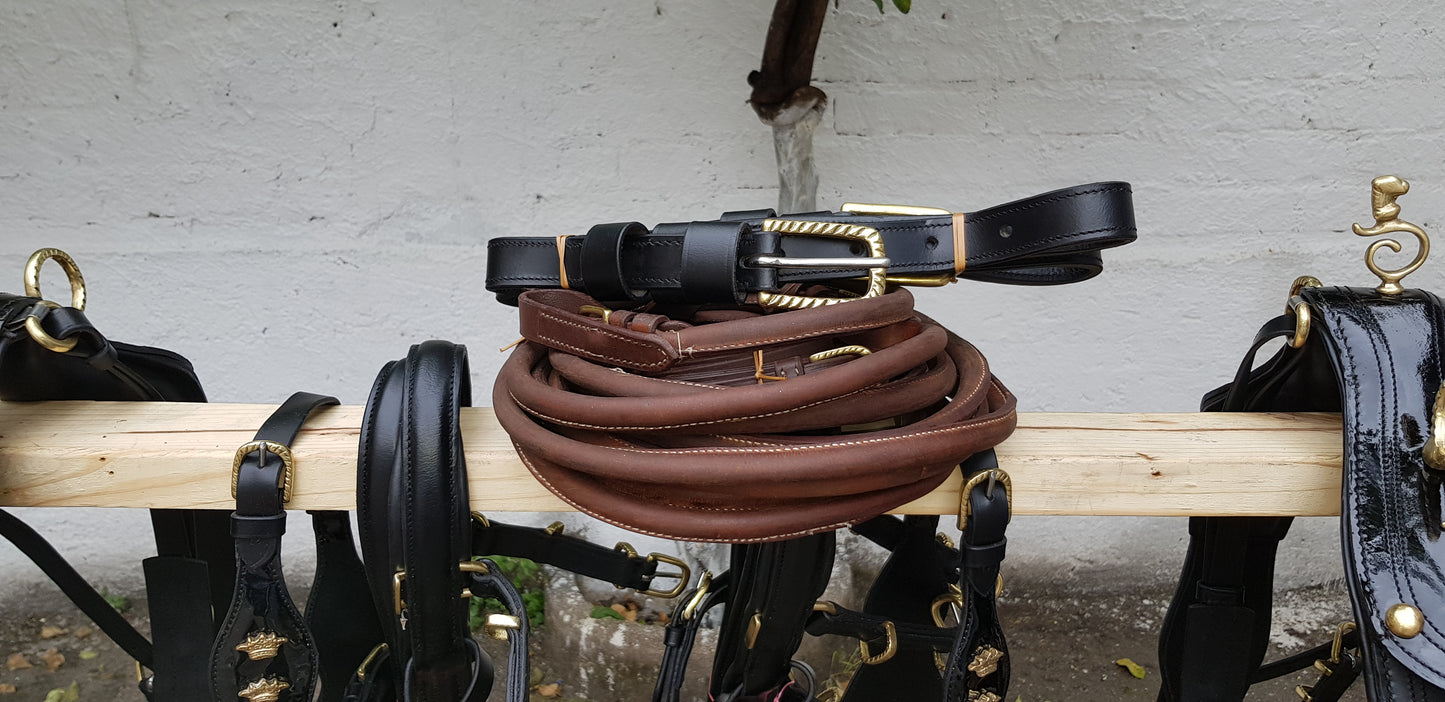 FINIMENTO PARIGLIA NERO LUCIDO/ ACCESSORI OTTONE