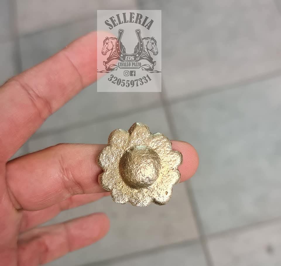 Bottoni , fibbie, accessori ottone pesante