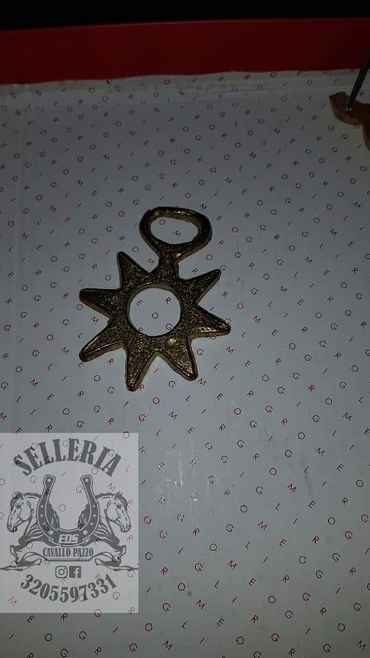 Bottoni , fibbie, accessori ottone pesante