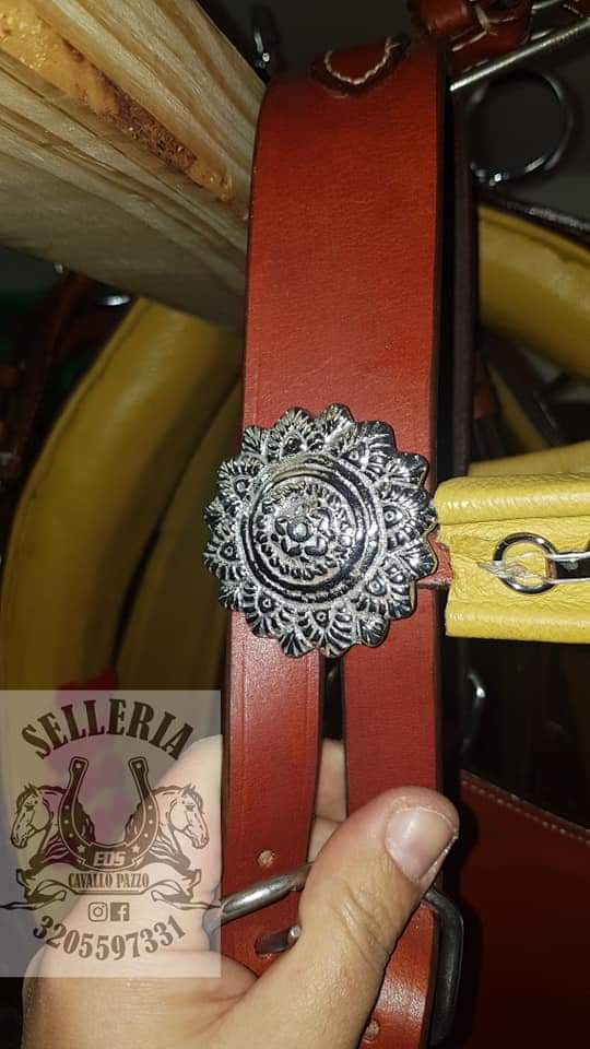 Bottoni , fibbie, accessori ottone pesante
