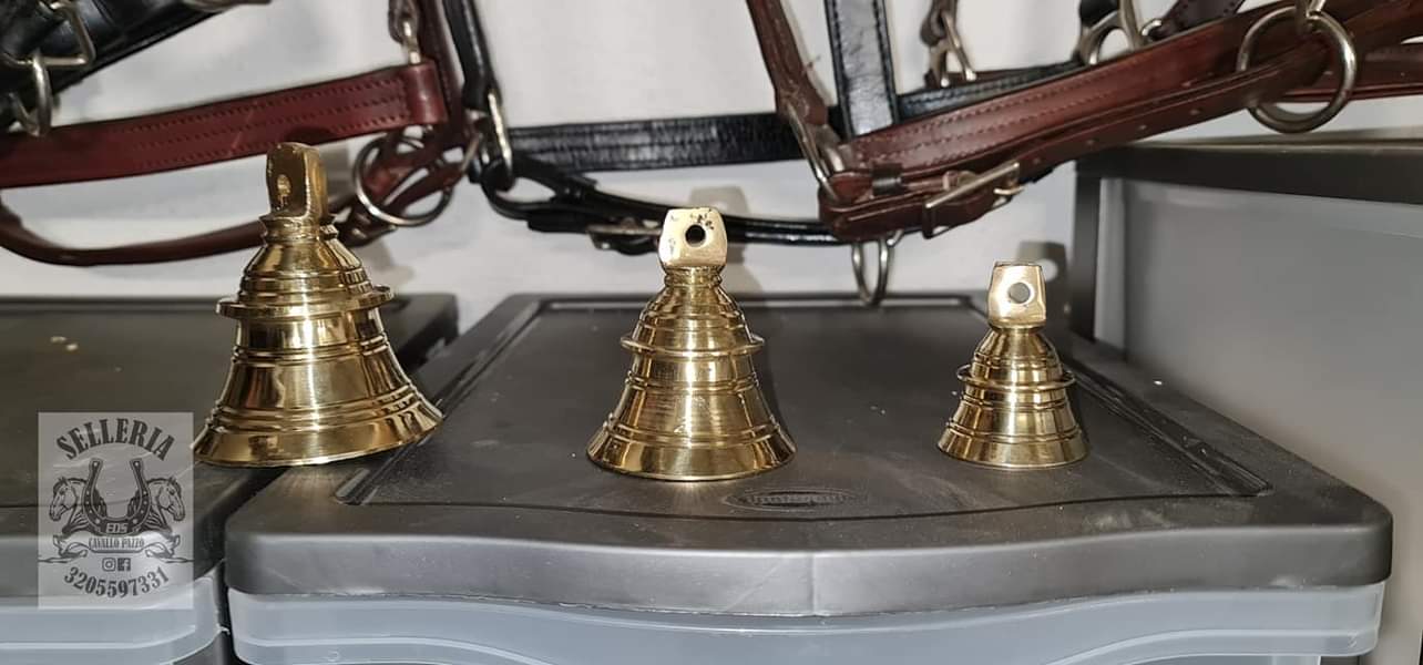 CAMPANE. IN OTTONE NORMALI O LAVORATE