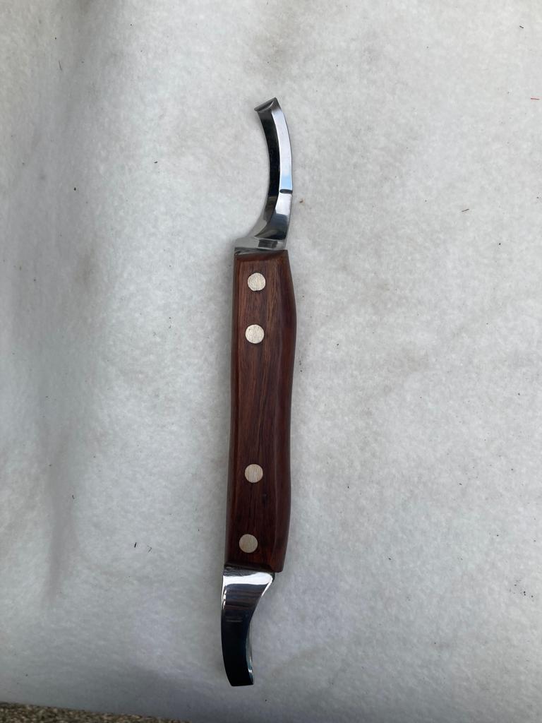 Coltello 2 in 1 PER ZOCCOLI