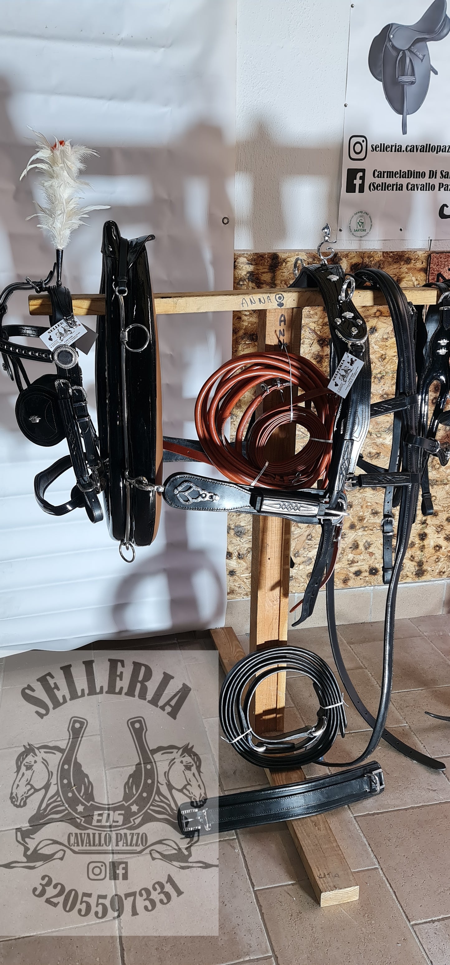 FINIMENTO PARIGLIA NERO LUCIDO/ ACCESSORI OTTONE RITAGLIATI