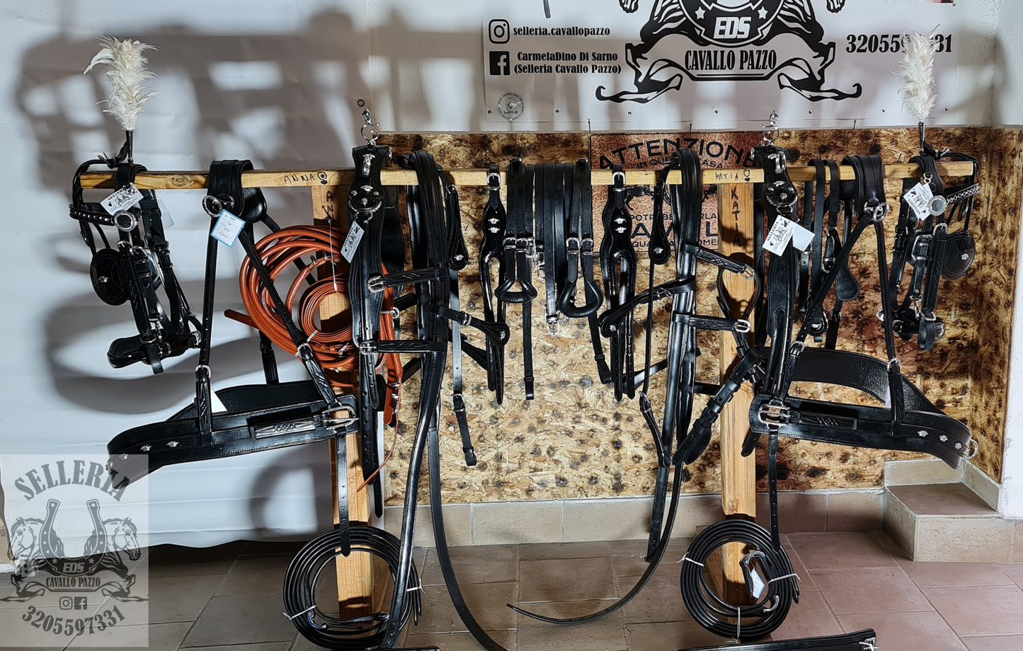 FINIMENTO PARIGLIA NERO LUCIDO/ ACCESSORI OTTONE RITAGLIATI