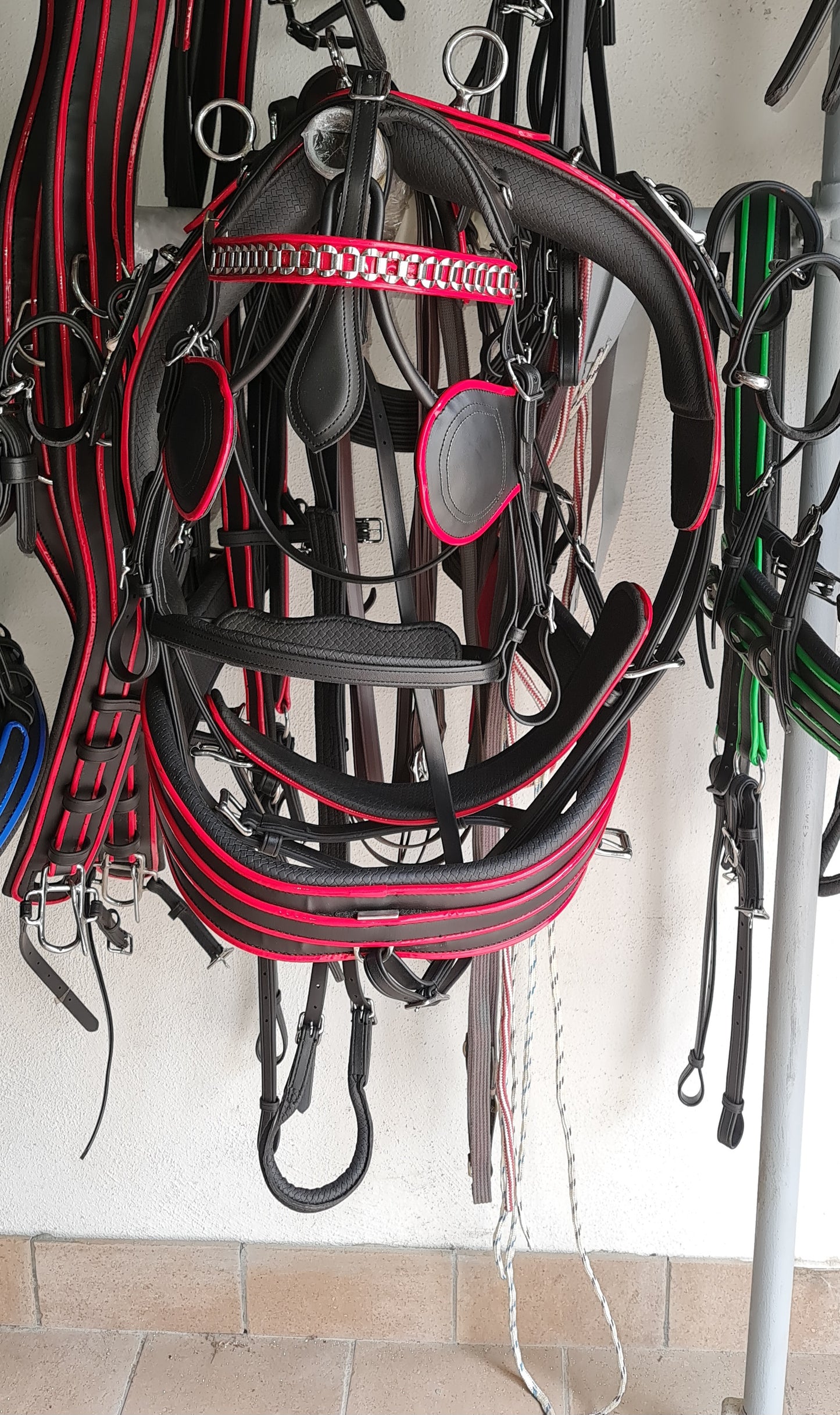 FINIMENTO COMPLETO IN CUOIO/ BIOTHANE