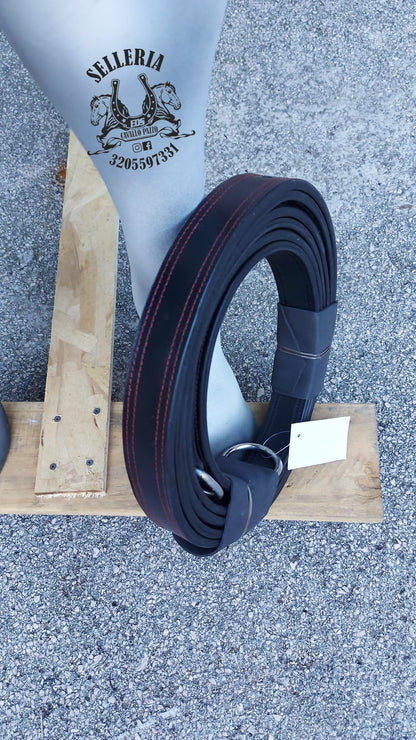 FINIMENTO IN CUOIO NERO CON CUCITURE ROSSE