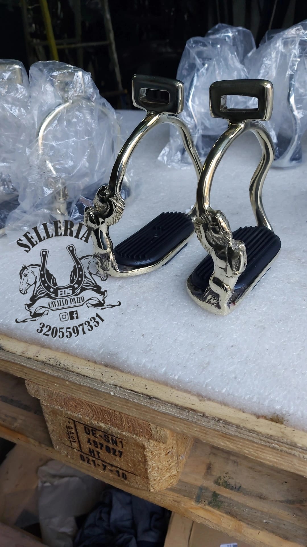 STAFFE  CON CAVALLO RAMPANTE