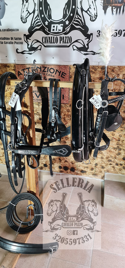 FINIMENTO PARIGLIA NERO LUCIDO/ ACCESSORI OTTONE RITAGLIATI
