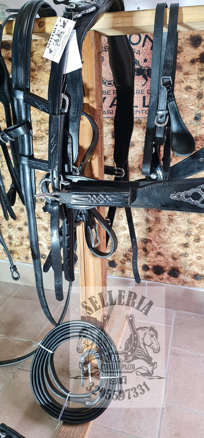 FINIMENTO PARIGLIA NERO LUCIDO/ ACCESSORI OTTONE RITAGLIATI