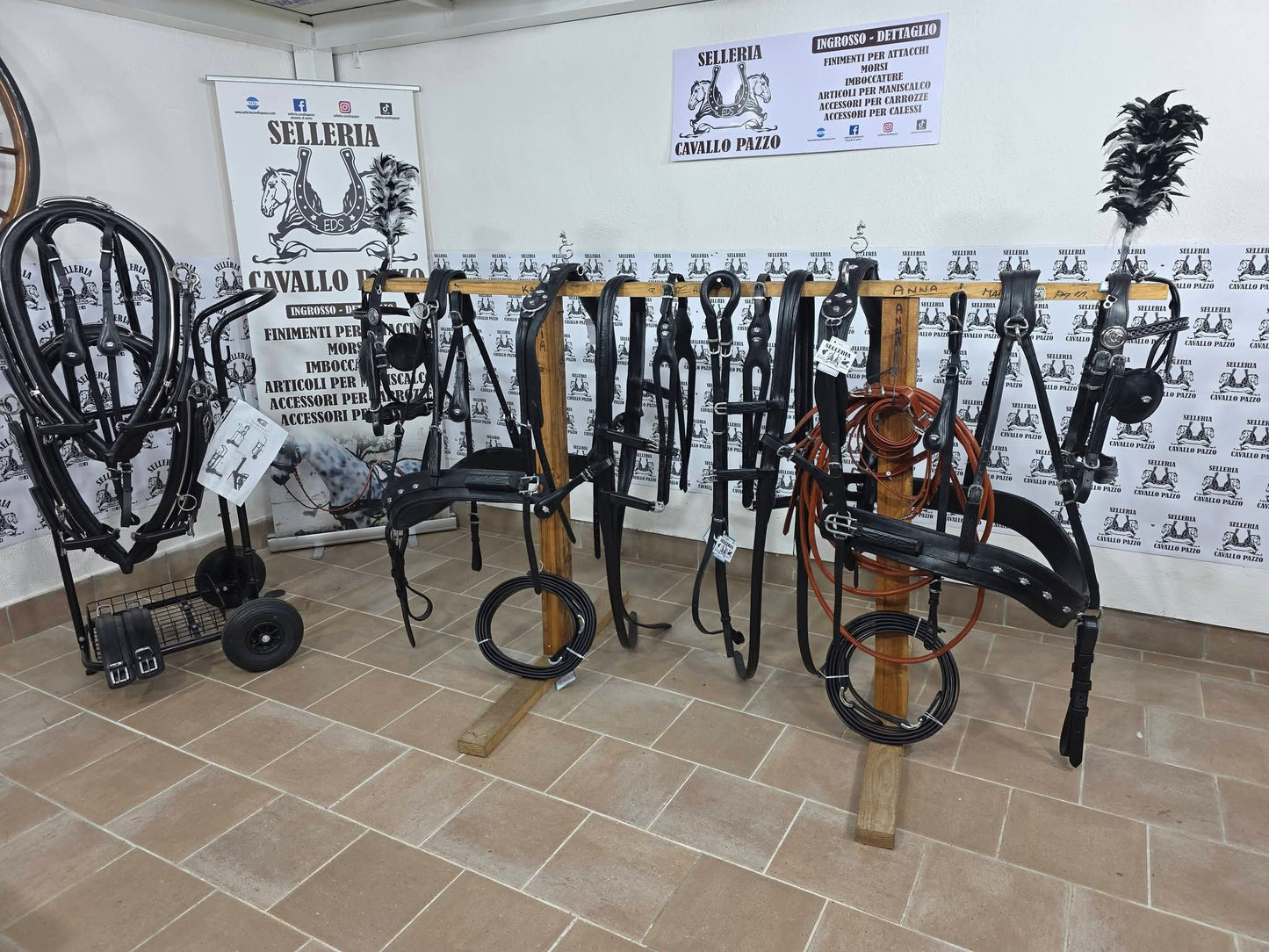 FINIMENTO PARIGLIA IN CUOIO LAVORATO