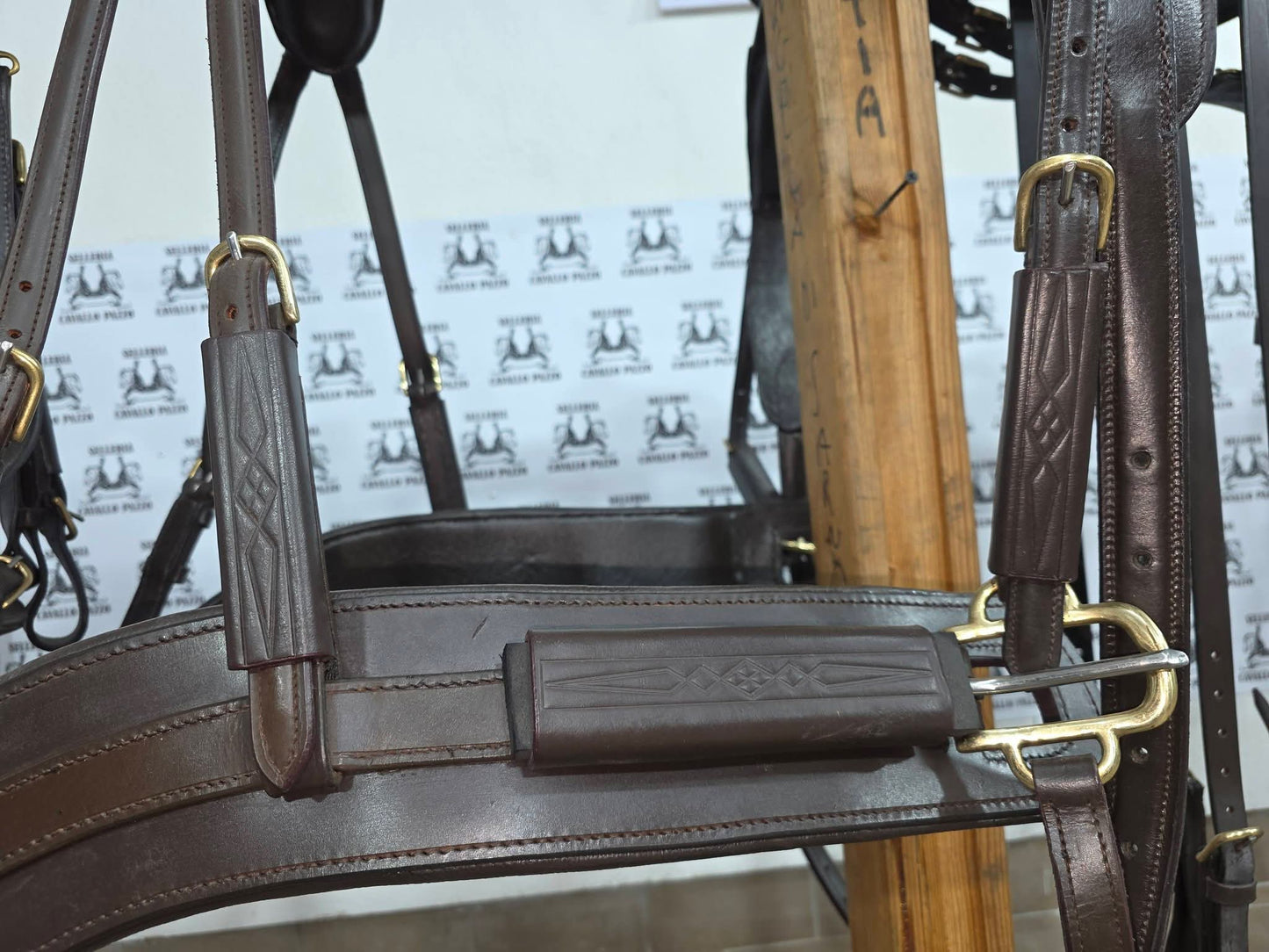 FINIMENTO PARIGLIA MARRONE TESTA DI MORO /OTTONE