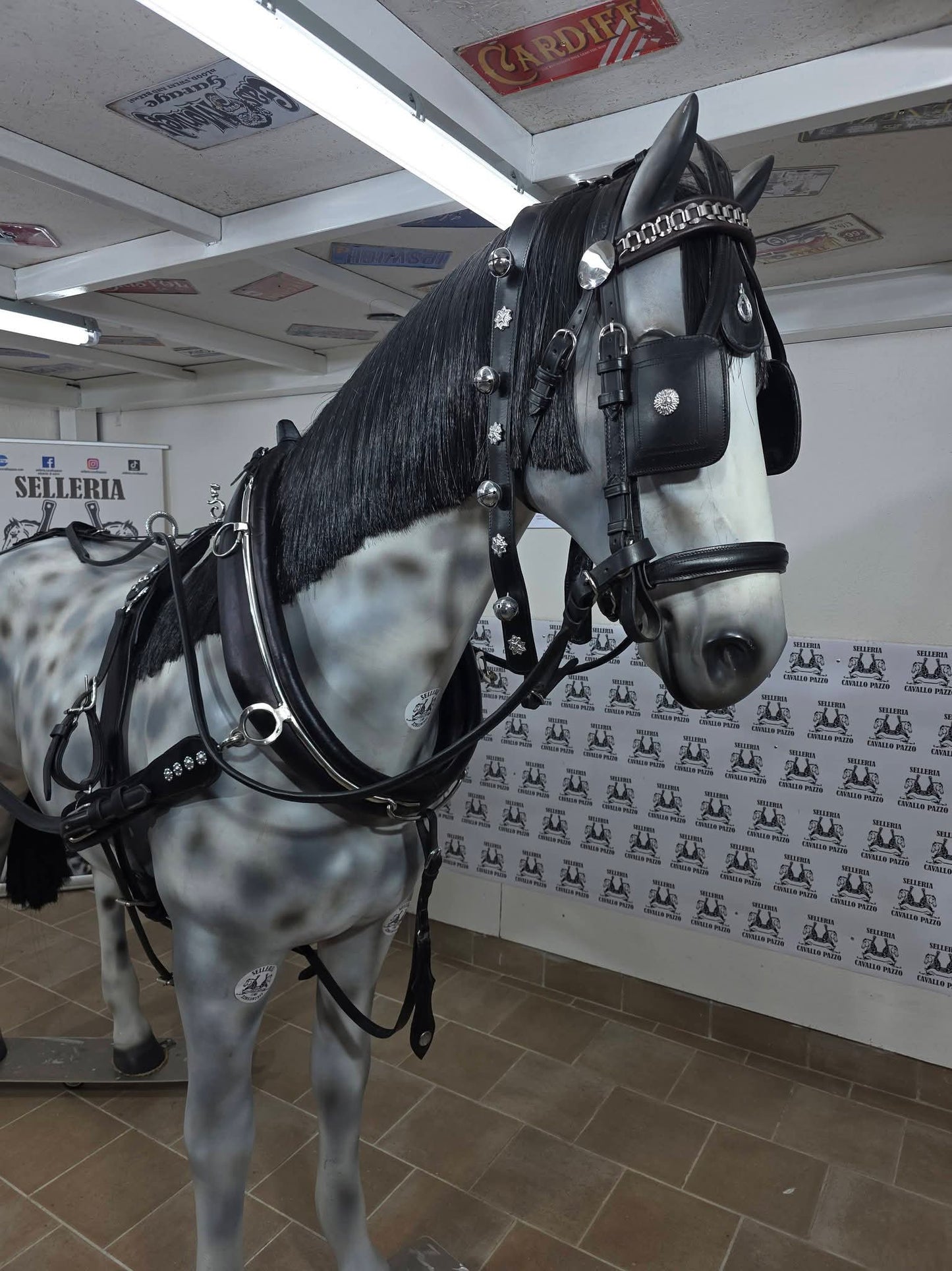 FINIMENTO in cuoio ( in promo)