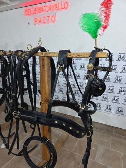 FINIMENTO  IN CUOIO LUCIDO PARTICOLARE E LAVORATO CON PASSANTE UNICO IN CUOIO INCISO / ottone