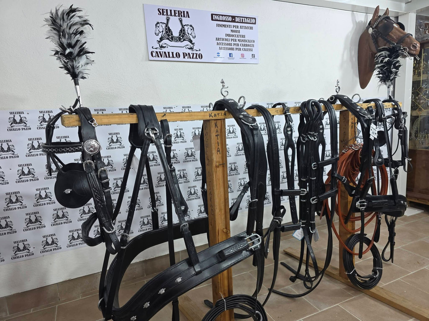 FINIMENTO PARIGLIA IN CUOIO LAVORATO