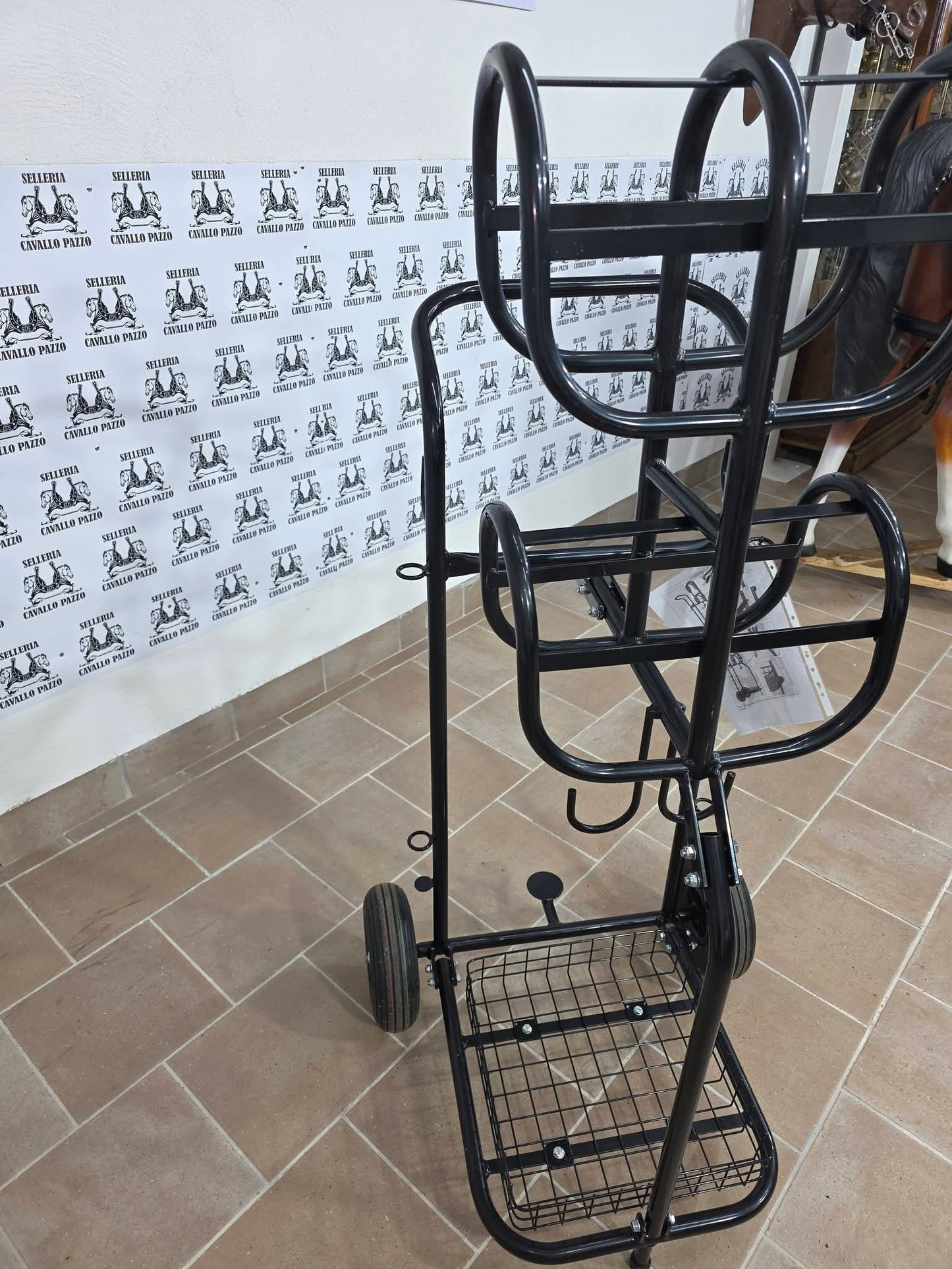 Carrello porta FiNIMENTi