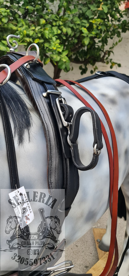 FINIMENTO SINGOLO IN CUOIO ESTERNO NERO INTERNO MARRONE