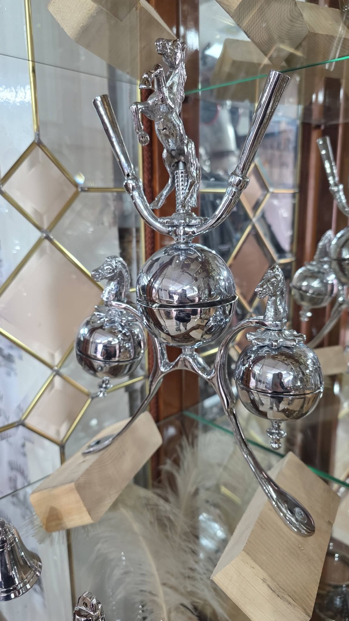 TRIS CAMPANELLI PER SELLINO