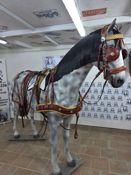 FINIMENTO COMPLETO SINGOLO IN CUOIO COGNAC.PARTICOLARE