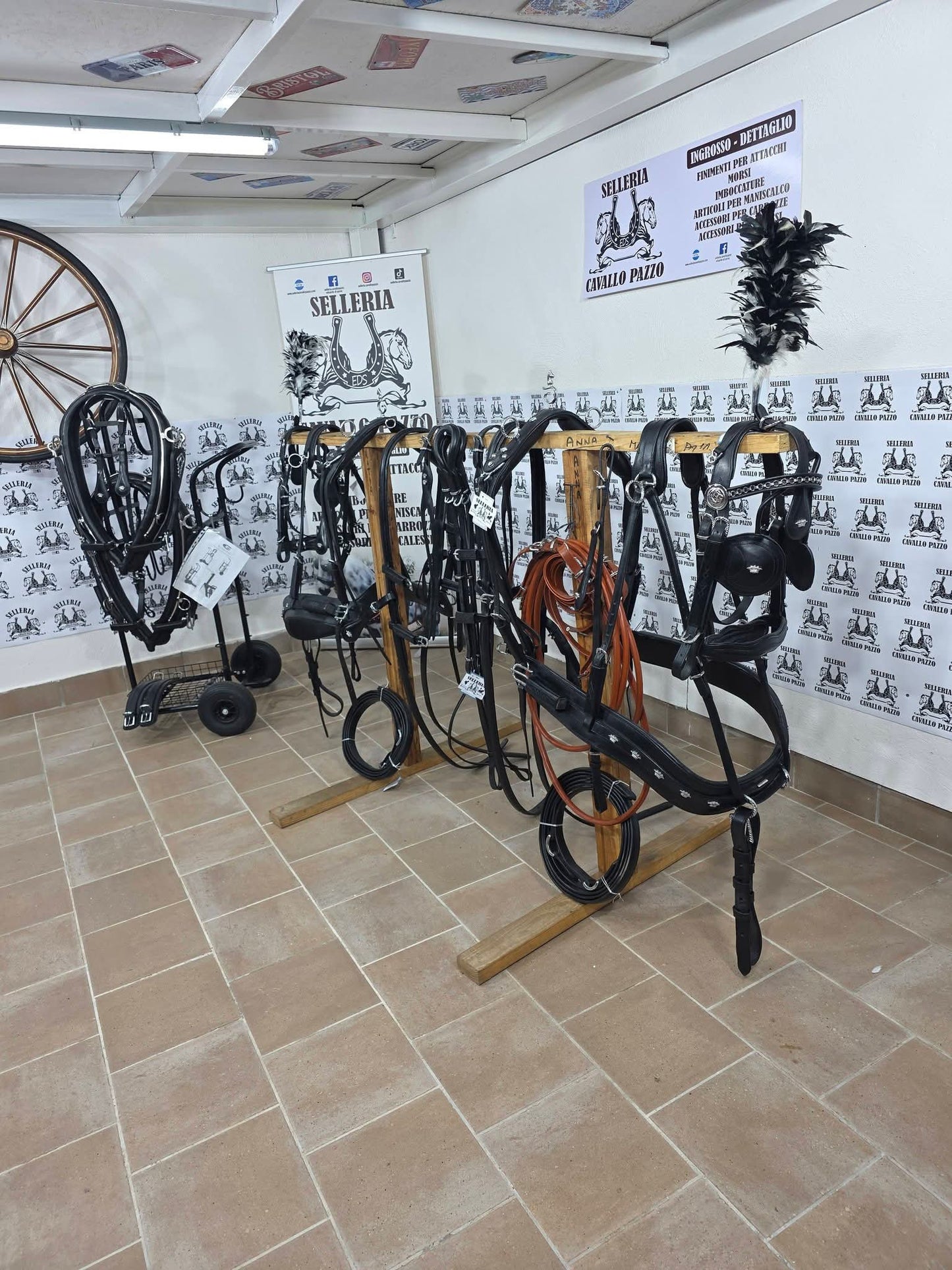 FINIMENTO PARIGLIA IN CUOIO LAVORATO